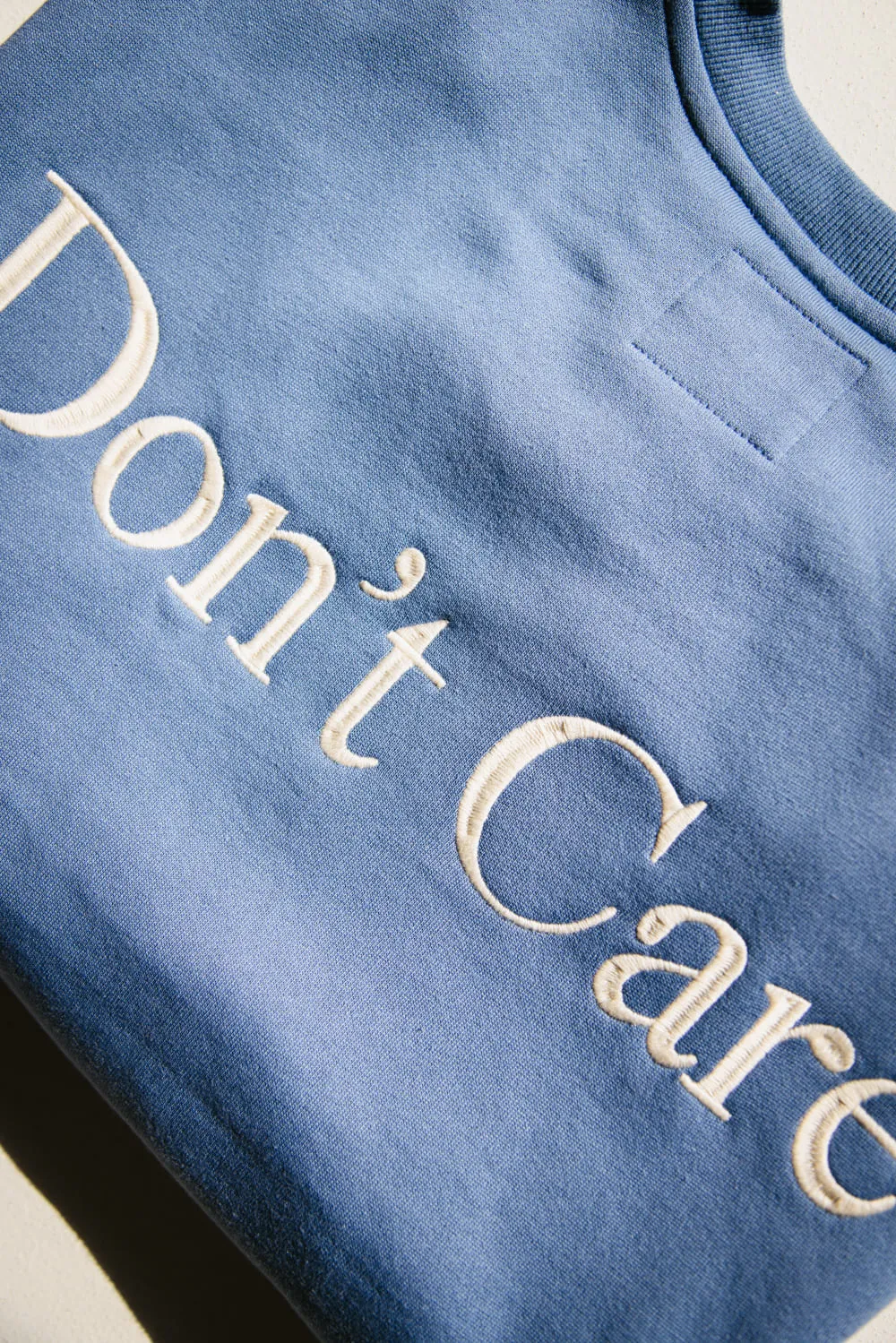 1897 Active Don’t Know Don’t Care Sweatshirt for Women in Cream/Blue | GT883-CREAMBLUE