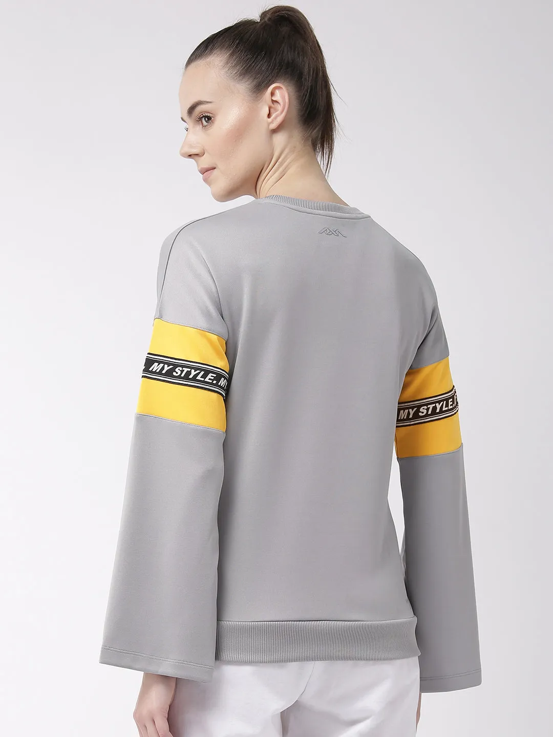Alcis Women Grey Black Printed Sweatshirt