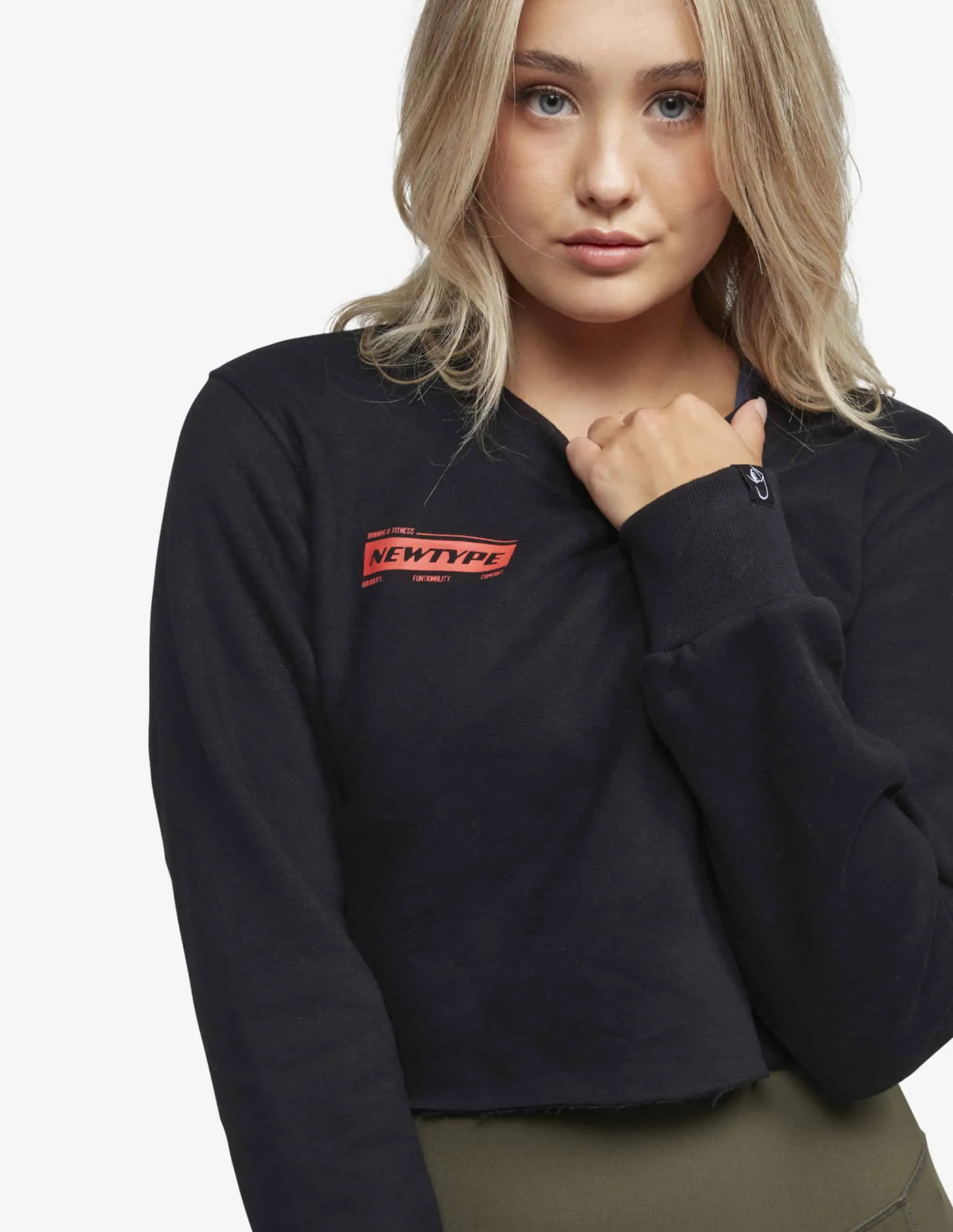 Ignite Cropped Crew - Black