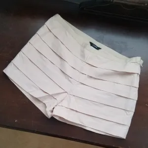 J Crew Tier Short in Buttery Cotton
