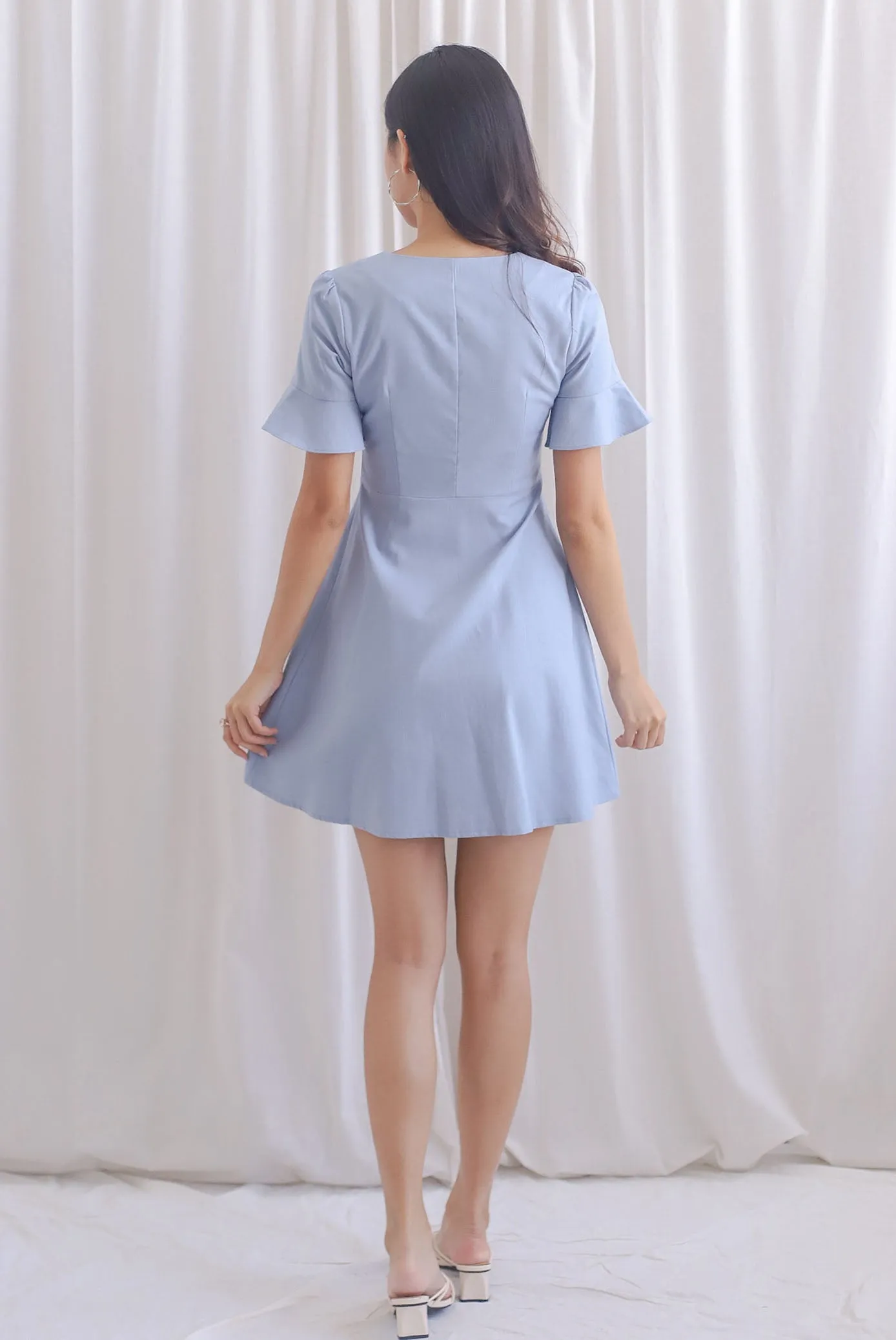 Jasmer Buttons Sleeved Dress In Blue