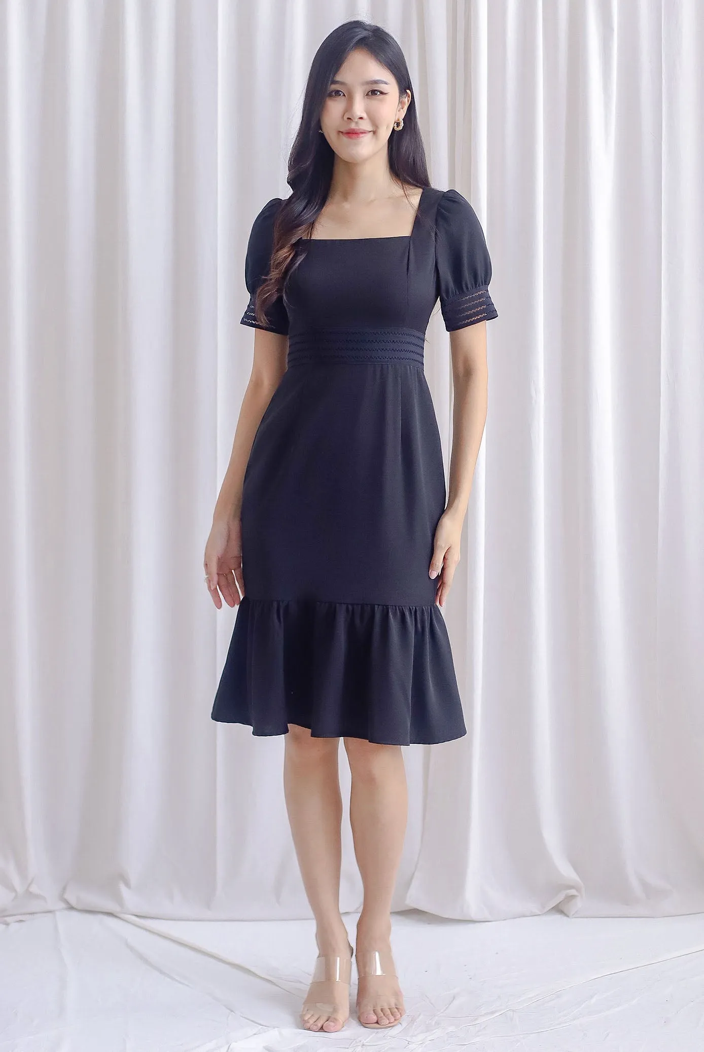Katrine Puffy Sleeve Mermaid Dress In Black