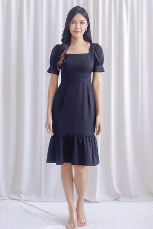 Katrine Puffy Sleeve Mermaid Dress In Black