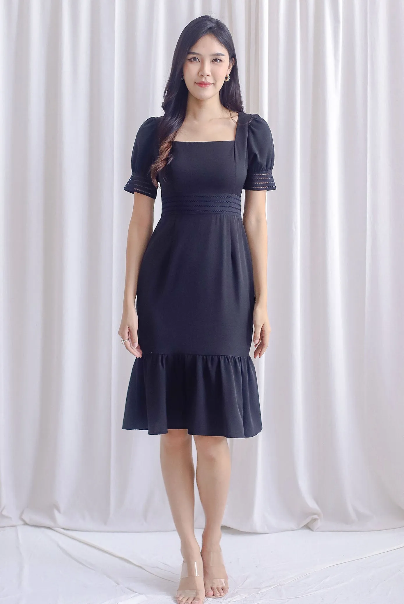 Katrine Puffy Sleeve Mermaid Dress In Black