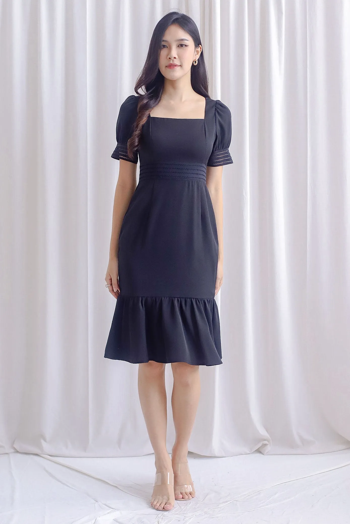 Katrine Puffy Sleeve Mermaid Dress In Black
