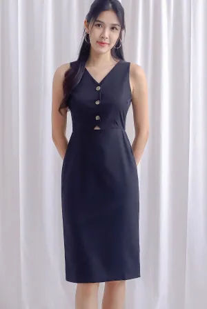 Kinsleigh Waistcoat Dress In Black
