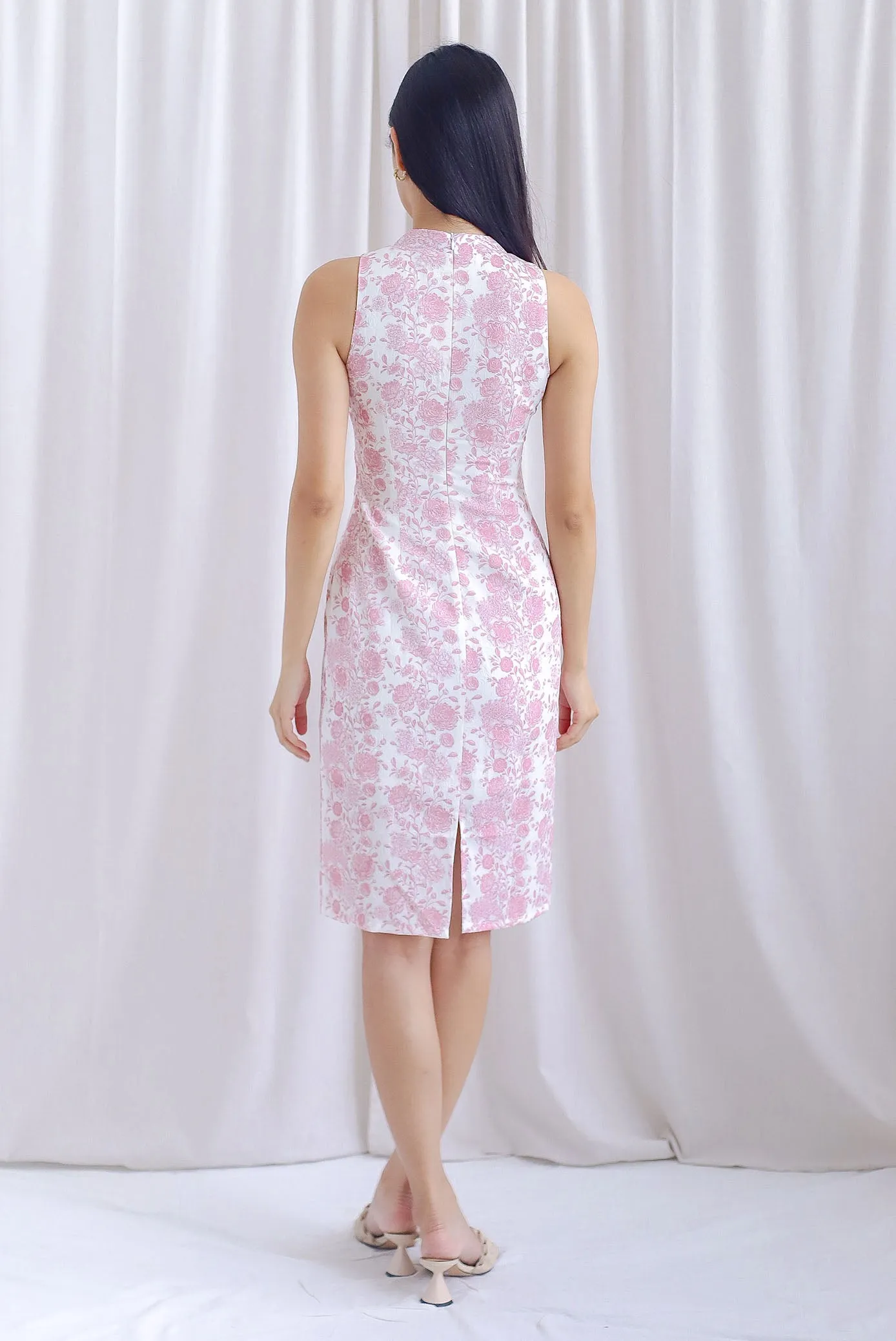 Korren Cheongsam Dress In Pink Porcelain