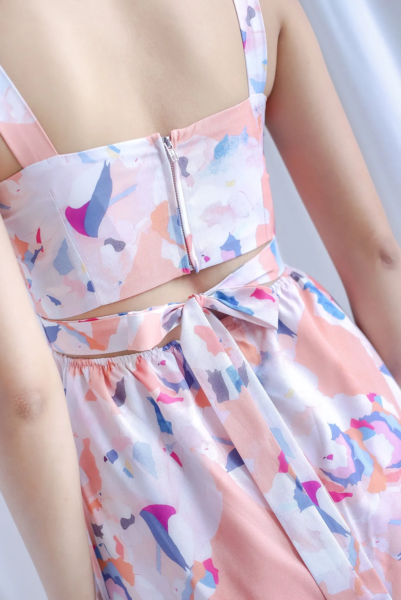 Sevyn Abstract Cut Out Tie Back Midi Dress In Peach