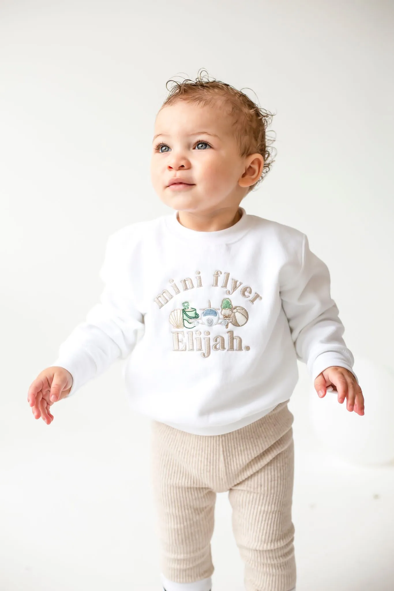 Summer Flyer Classic Sweatshirt - Embroidery