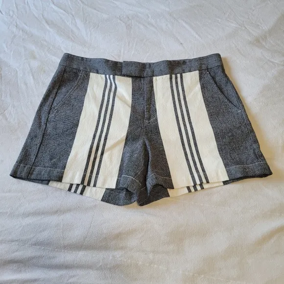 Vince Striped Shorts Womens Size 10 Woven Cotton Gray White NWT