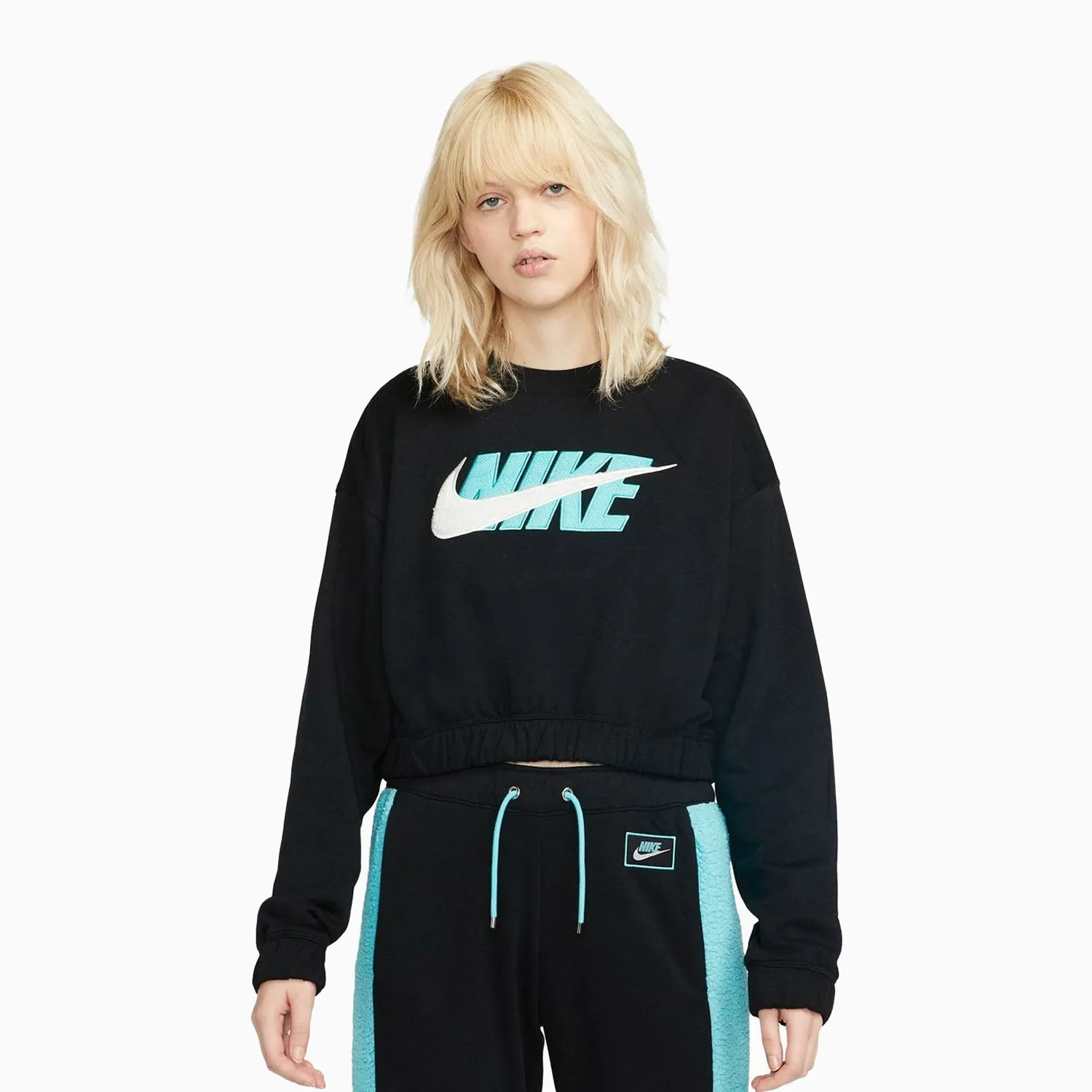 Women's Sportswear Icon Clash Outfit