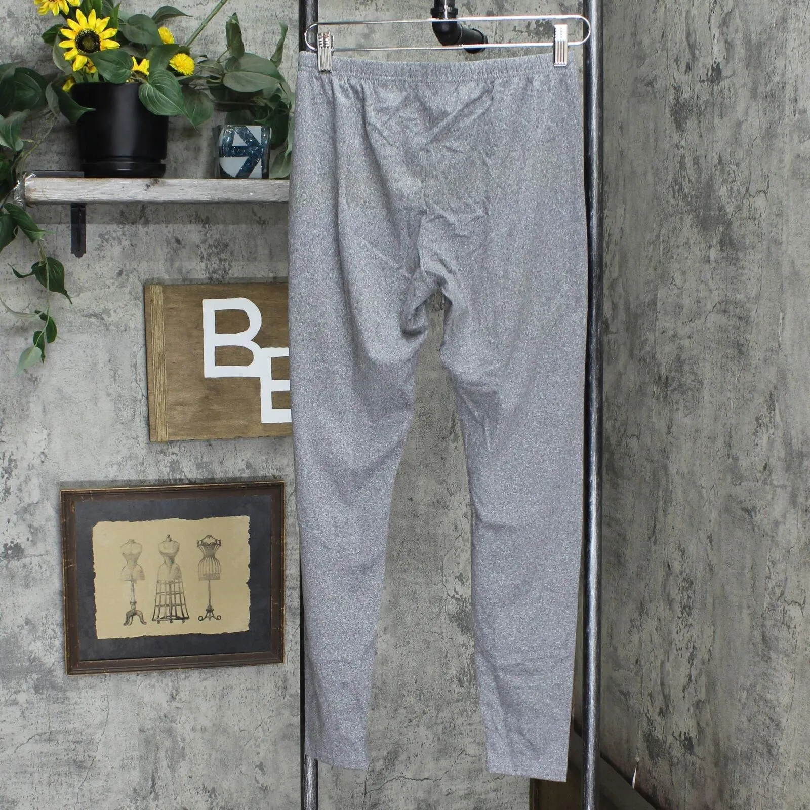 Xhilaration Women's Super Soft Leggings SSD0051 Heather Gray L